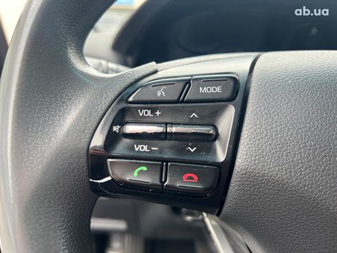 Hyundai Ioniq 2019 красный - фото 29