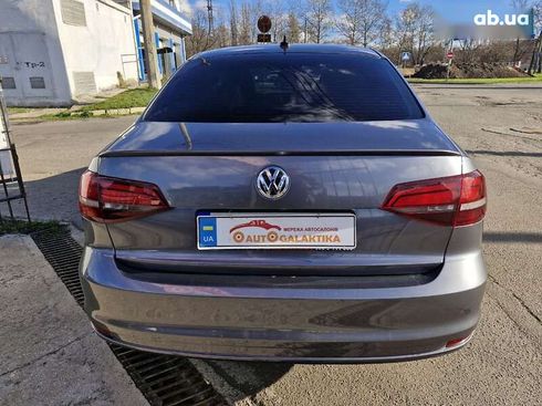 Volkswagen Jetta 2015 - фото 5