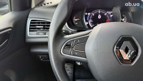Renault Megane 2020 - фото 25