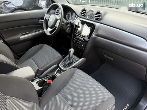 Suzuki Vitara 2020 - фото 27