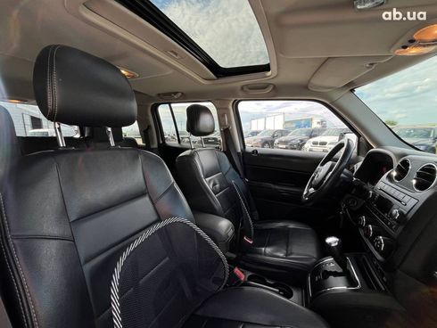 Jeep Patriot 2014 белый - фото 15