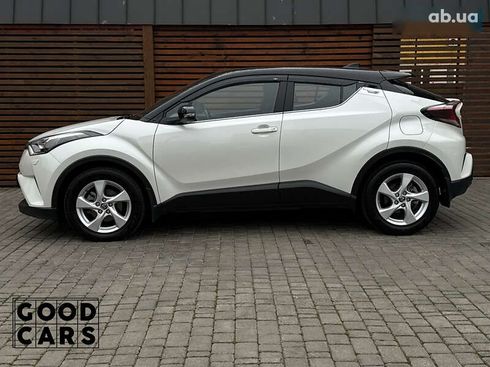 Toyota C-HR 2018 - фото 4
