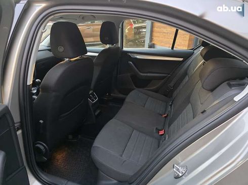 Skoda Octavia 2015 - фото 25