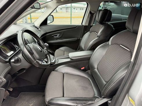 Renault Scenic 2017 - фото 15