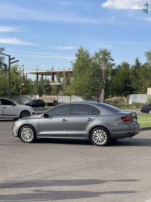 Volkswagen Jetta 2016 - фото 11