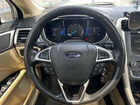 Ford Fusion 2016 - фото 10