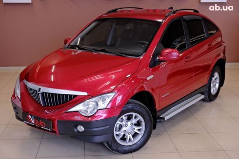 SsangYong Actyon 2009 красный - фото 2