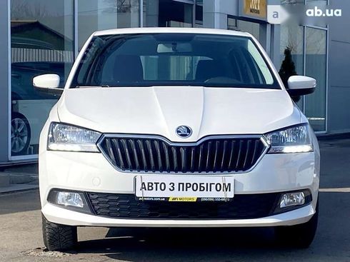 Skoda Fabia 2019 - фото 5