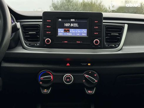 Kia Rio 2017 - фото 12