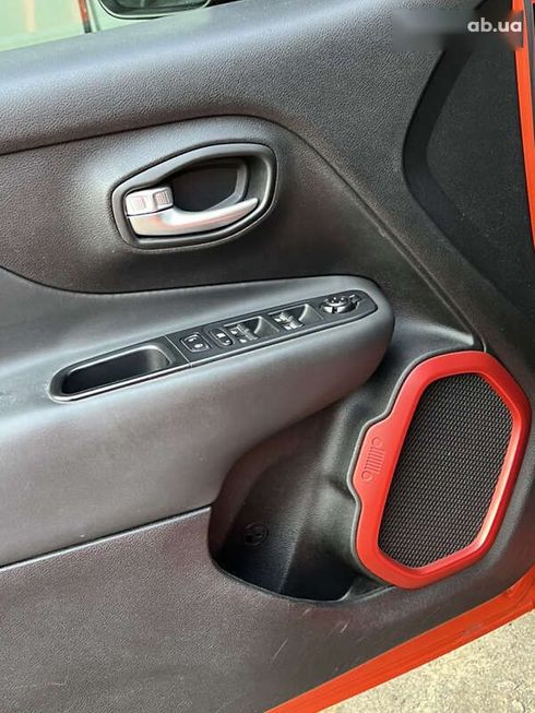 Jeep Renegade 2015 - фото 30