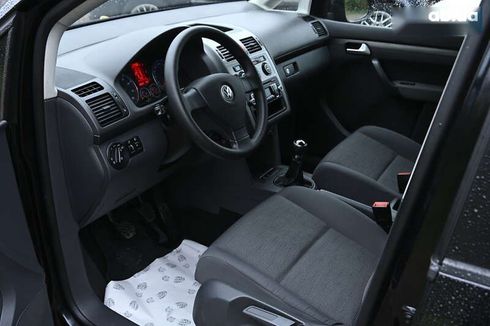 Volkswagen Touran 2009 - фото 18