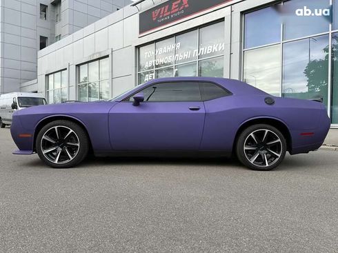 Dodge Challenger 2017 - фото 4