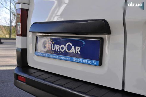 Renault Trafic 2019 - фото 28