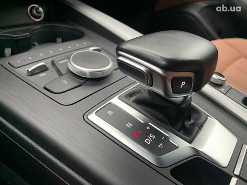 Audi A4 2016 серый - фото 17