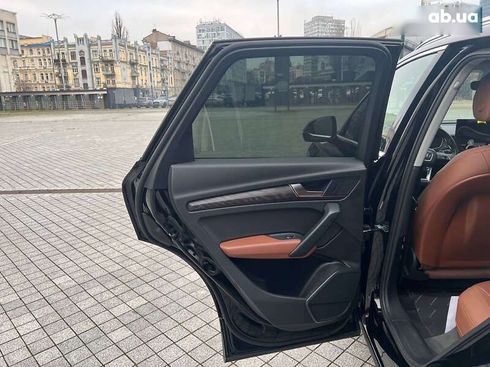 Audi Q5 2021 - фото 17
