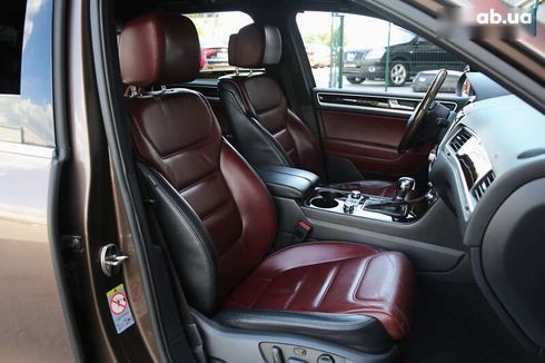 Volkswagen Touareg 2012 - фото 12