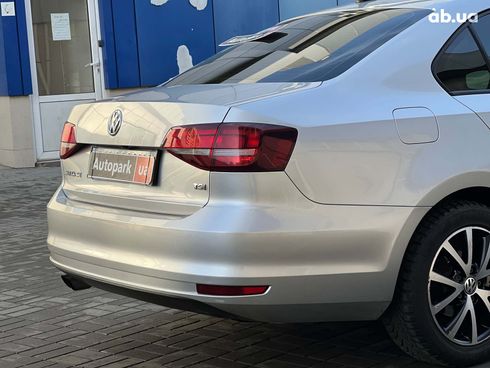 Volkswagen Jetta 2015 серый - фото 9