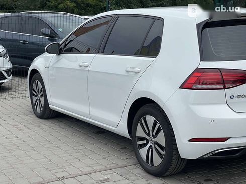 Volkswagen e-Golf 2020 - фото 23