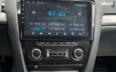 Skoda Octavia 2012 - фото 18