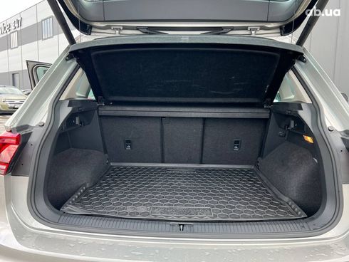 Volkswagen Tiguan 2017 серый - фото 42