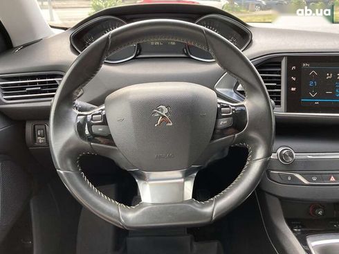 Peugeot 308 2018 - фото 18