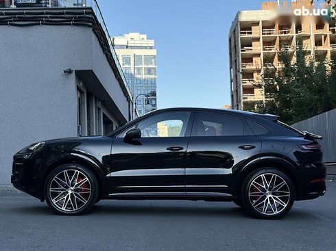 Porsche Cayenne Coupe 2024 - фото 24