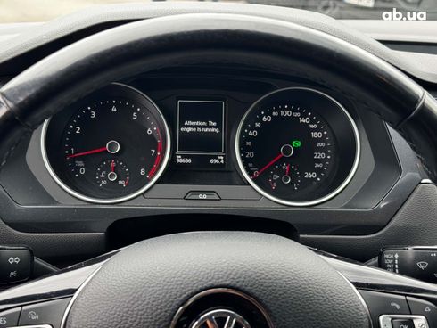 Volkswagen Tiguan 2017 черный - фото 17