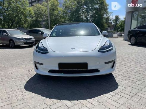 Tesla Model 3 2019 - фото 8