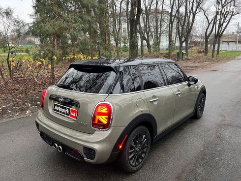 MINI Hatch 2019 бежевый - фото 19
