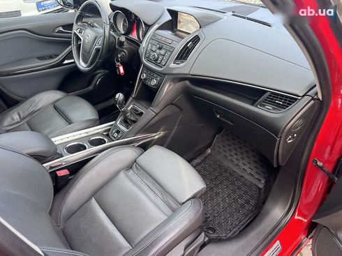 Opel Zafira 2012 - фото 30