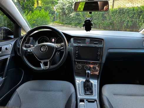 Volkswagen e-Golf 2017 черный - фото 52