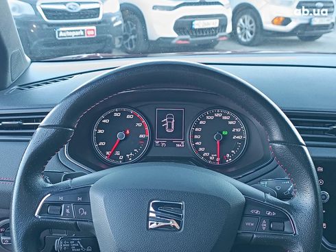 SEAT Arona 2018 красный - фото 25