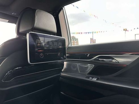 BMW 7 серия 2016 - фото 30