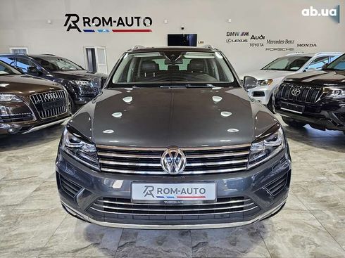 Volkswagen Touareg 2015 - фото 10