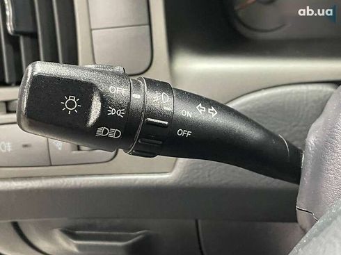 Hyundai Elantra 2010 - фото 20