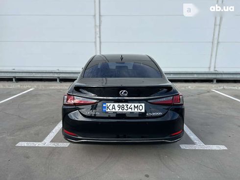 Lexus ES 2019 - фото 12