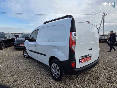 Renault Kangoo 2020 - фото 12