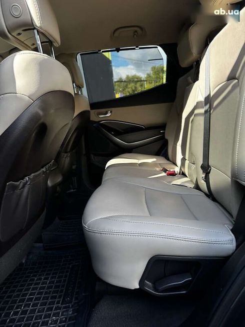 Hyundai Santa Fe 2017 - фото 15