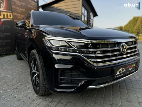 Volkswagen Touareg 2019 - фото 21