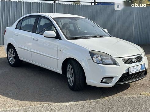 Kia Rio 2011 - фото 3