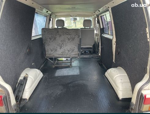 Volkswagen Transporter 1999 белый - фото 7