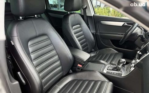 Volkswagen Passat 2013 - фото 24