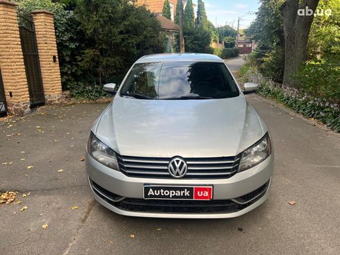 Volkswagen passat b7 2012 серый - фото 2