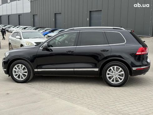 Volkswagen Touareg 2015 черный - фото 14