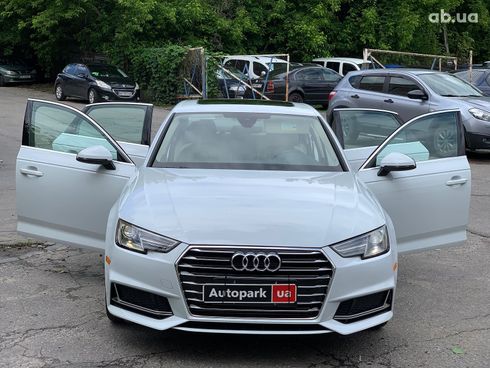 Audi A4 2019 белый - фото 17