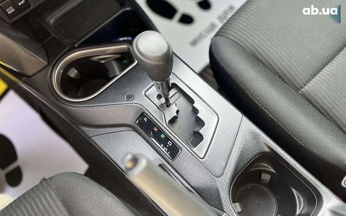 Toyota RAV4 2018 - фото 20