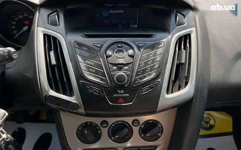 Ford Focus 2011 - фото 17