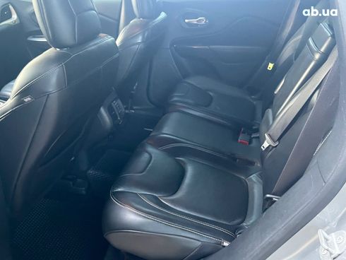 Jeep Cherokee 2015 серый - фото 27
