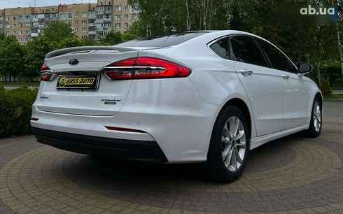 Ford Fusion 2020 - фото 7