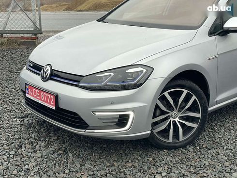 Volkswagen e-Golf 2019 - фото 10